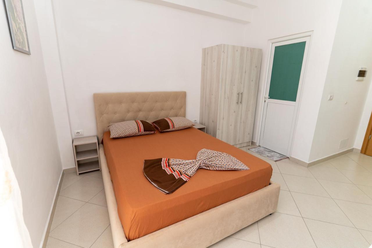 Apartament Sheme's *