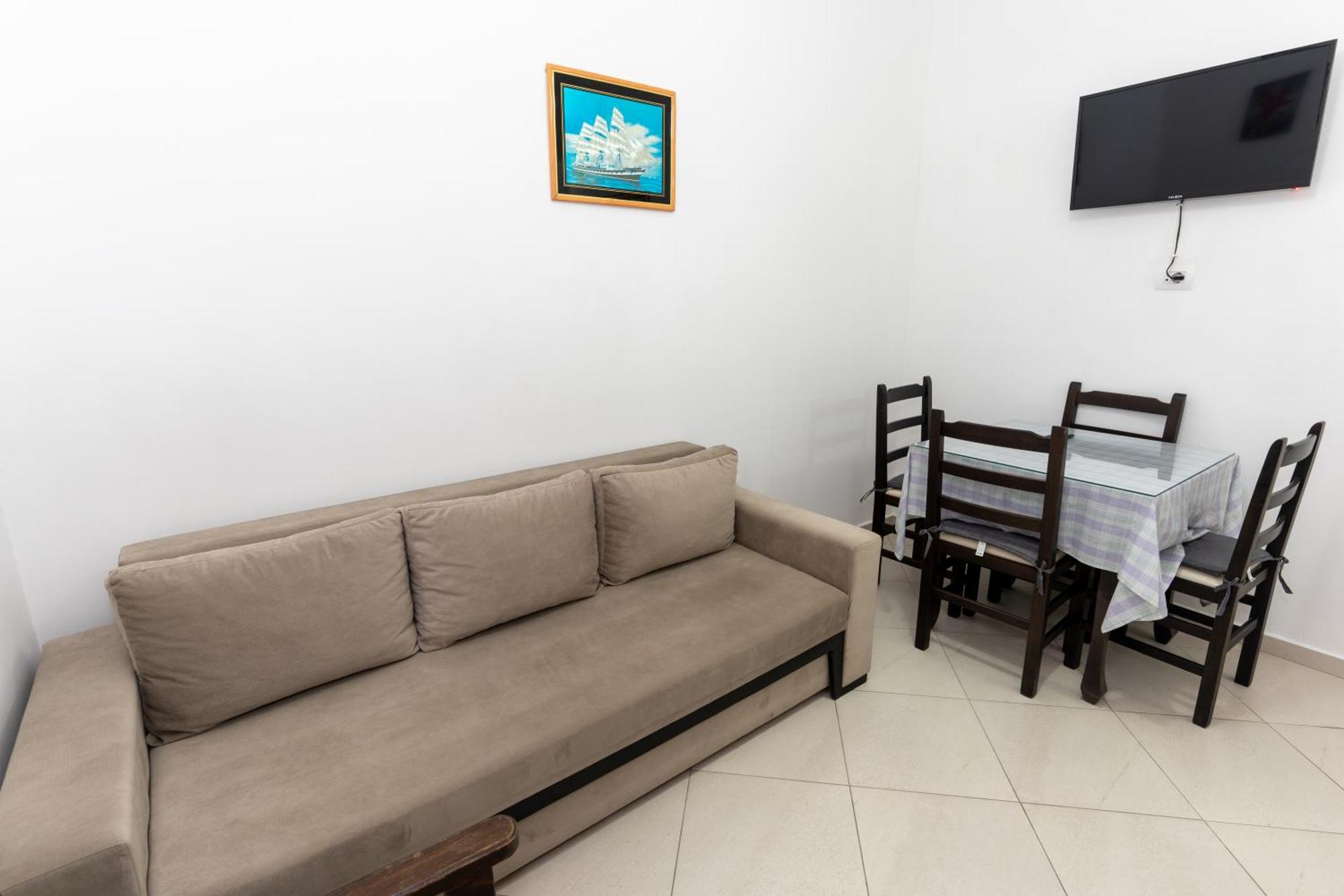 Apartament Sheme's *